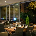 Hawaii 3*