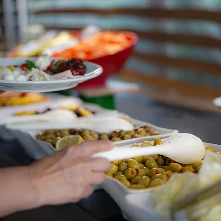 Ξενοδοχείο Hawaii 3*