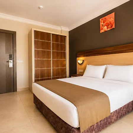 Hawaii Hotel